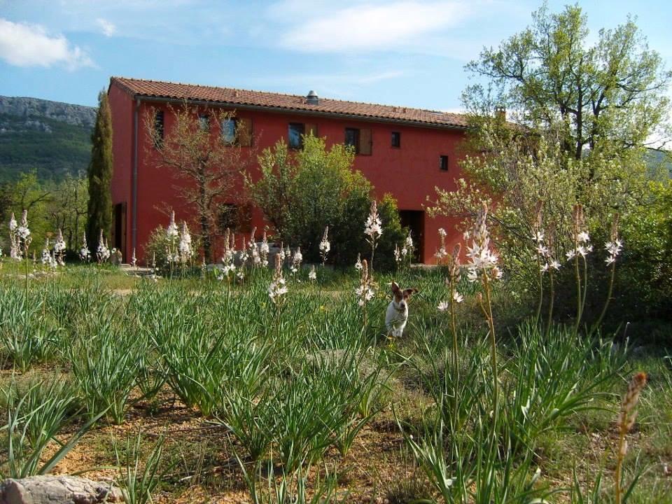 Maison Rouge Plan d'Aups Exteriér fotografie